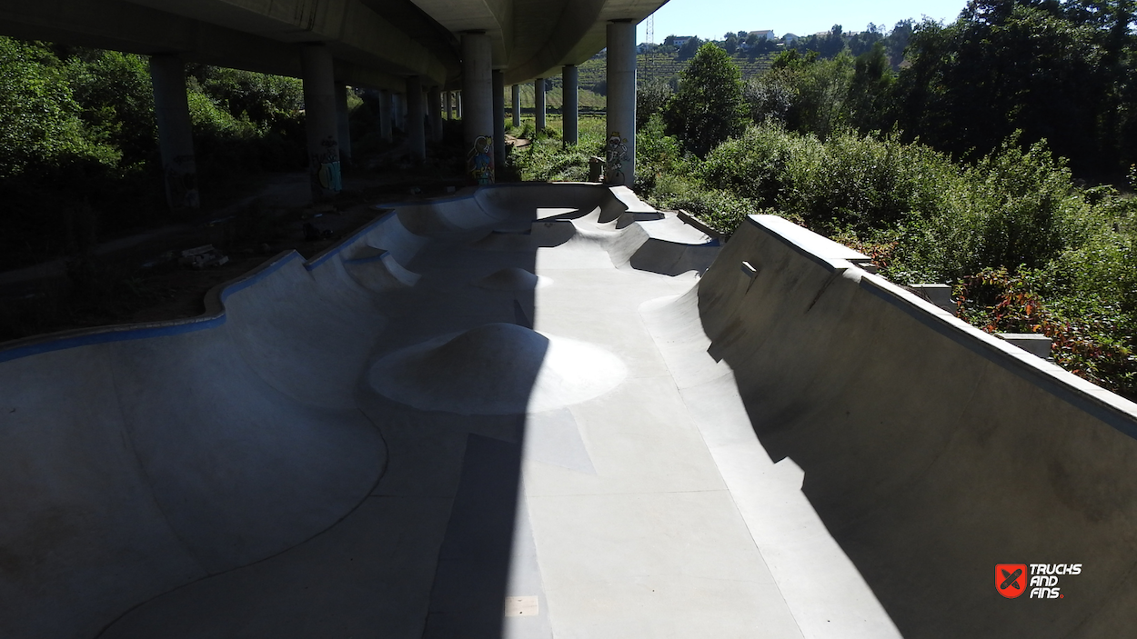 Outside skatepark DIY